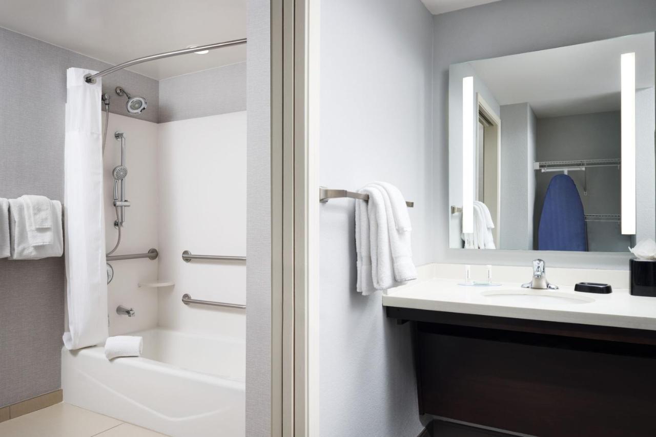 Residence Inn By Marriott Los Angeles Redondo Beach Exterior photo
